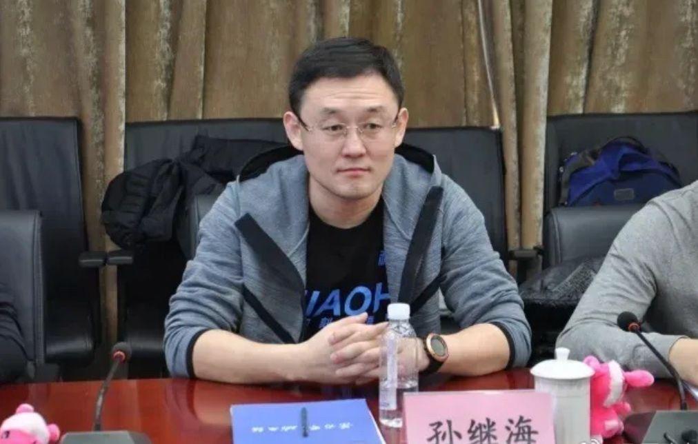 并称中国足, 昨日