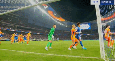 便是新鹏城, 球犯规 便是新鹏城, 球犯规